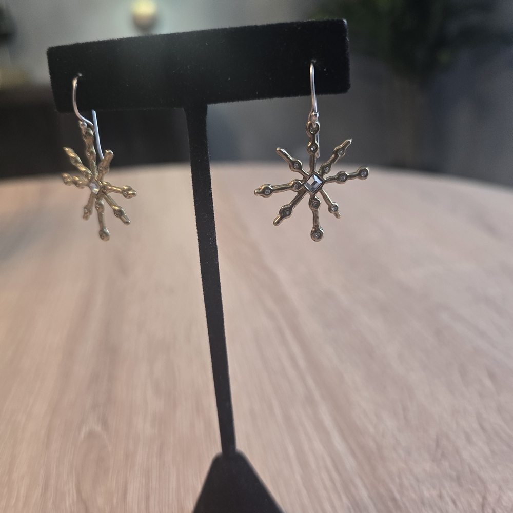 Waxing Poetic Goldtone 30 Inch Crystal Snowflake And Earring Set-GORGEOUS!!! - Picture 12 of 16